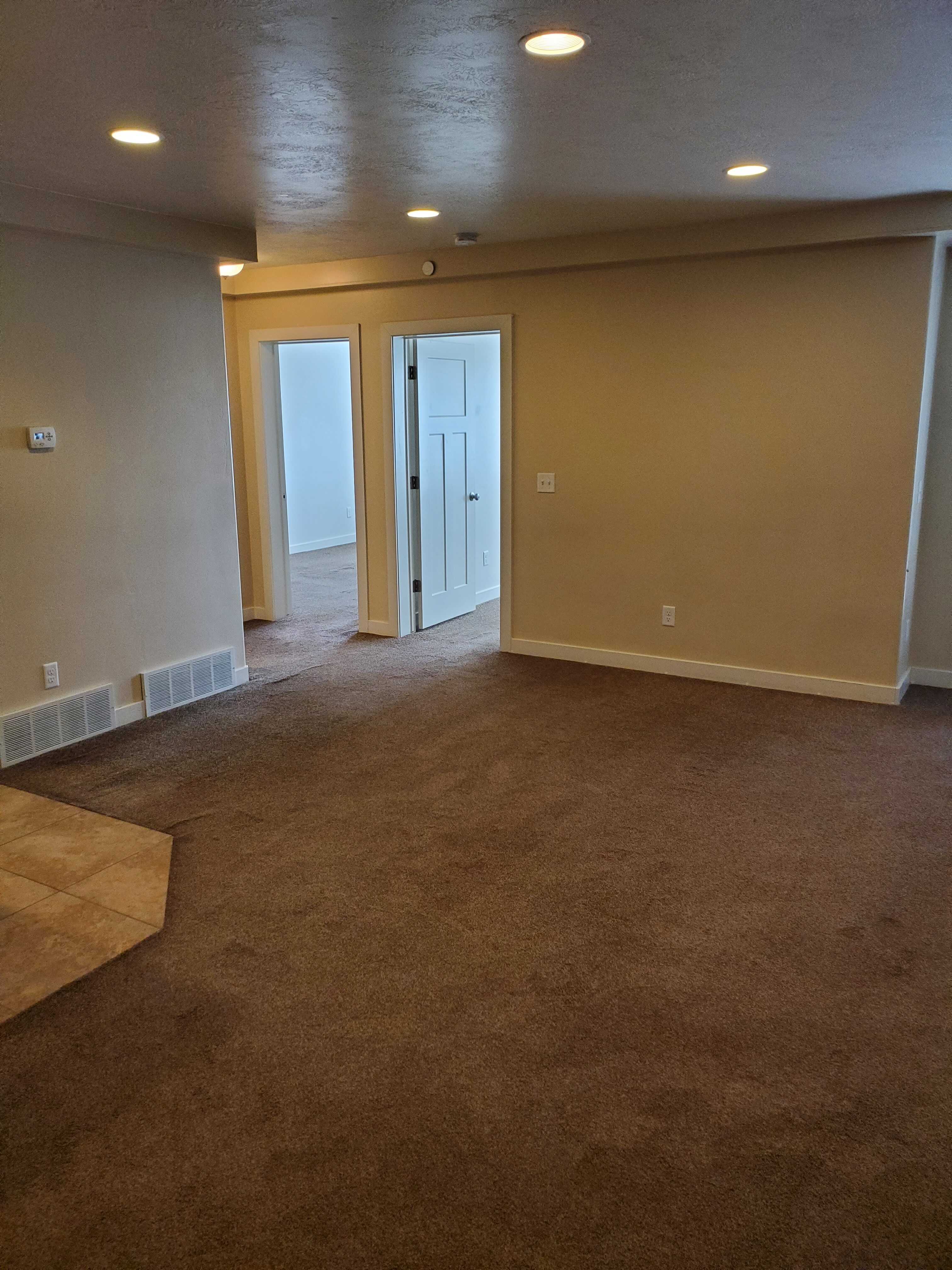 180 South Main Street – photo 3
