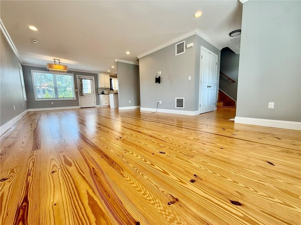 52 Bedlow Avenue – photo 5