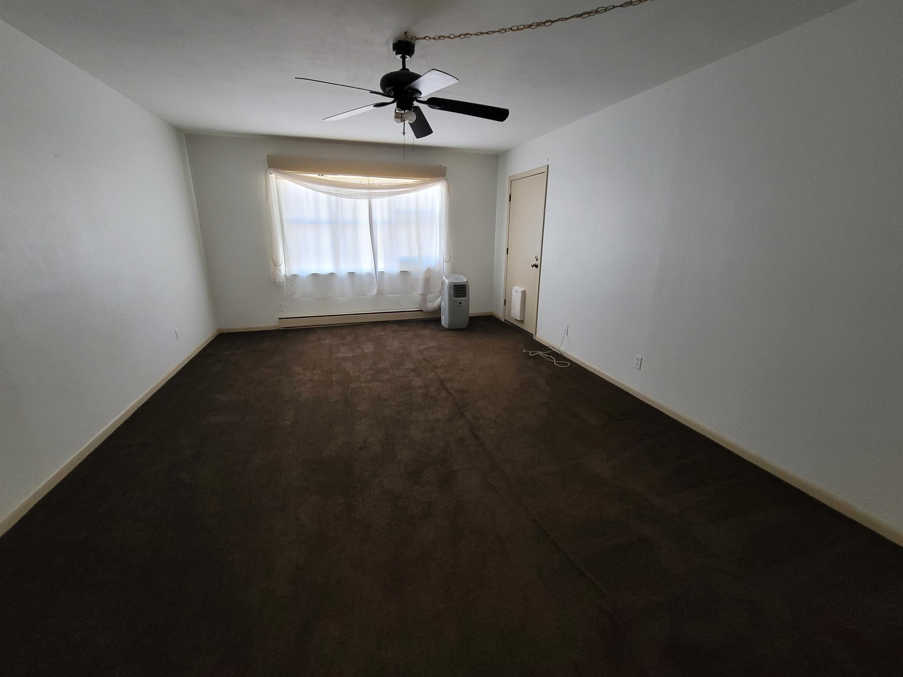 212 North Globe Avenue – photo 5