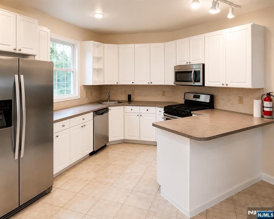 37 Vanderburgh Avenue – photo 3