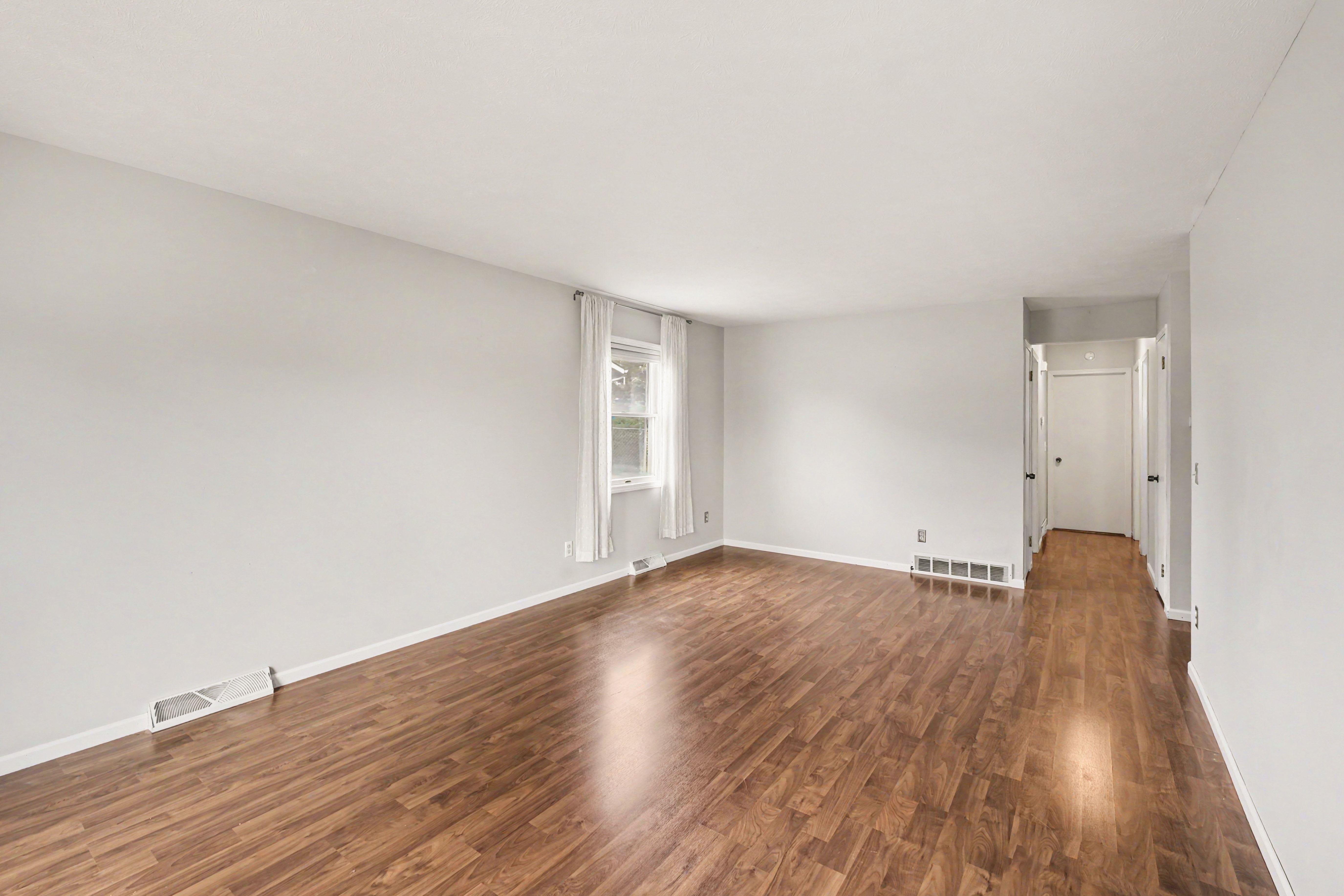 7323 Buist St – photo 3