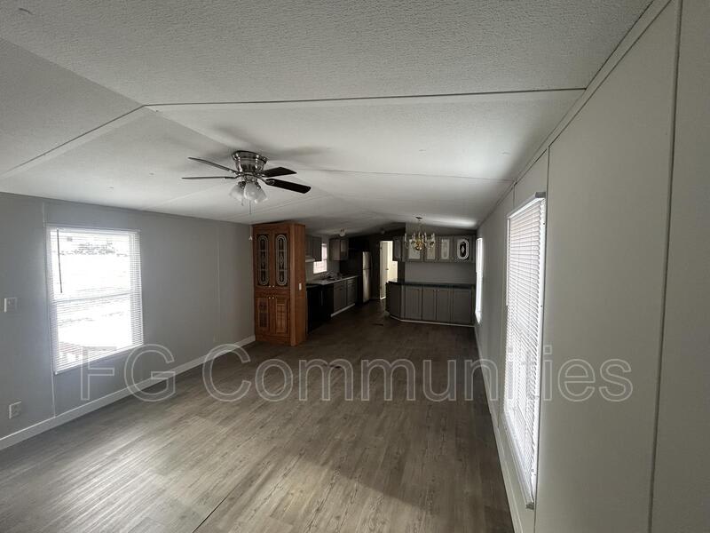 188 Golden Oaks Ln – photo 3