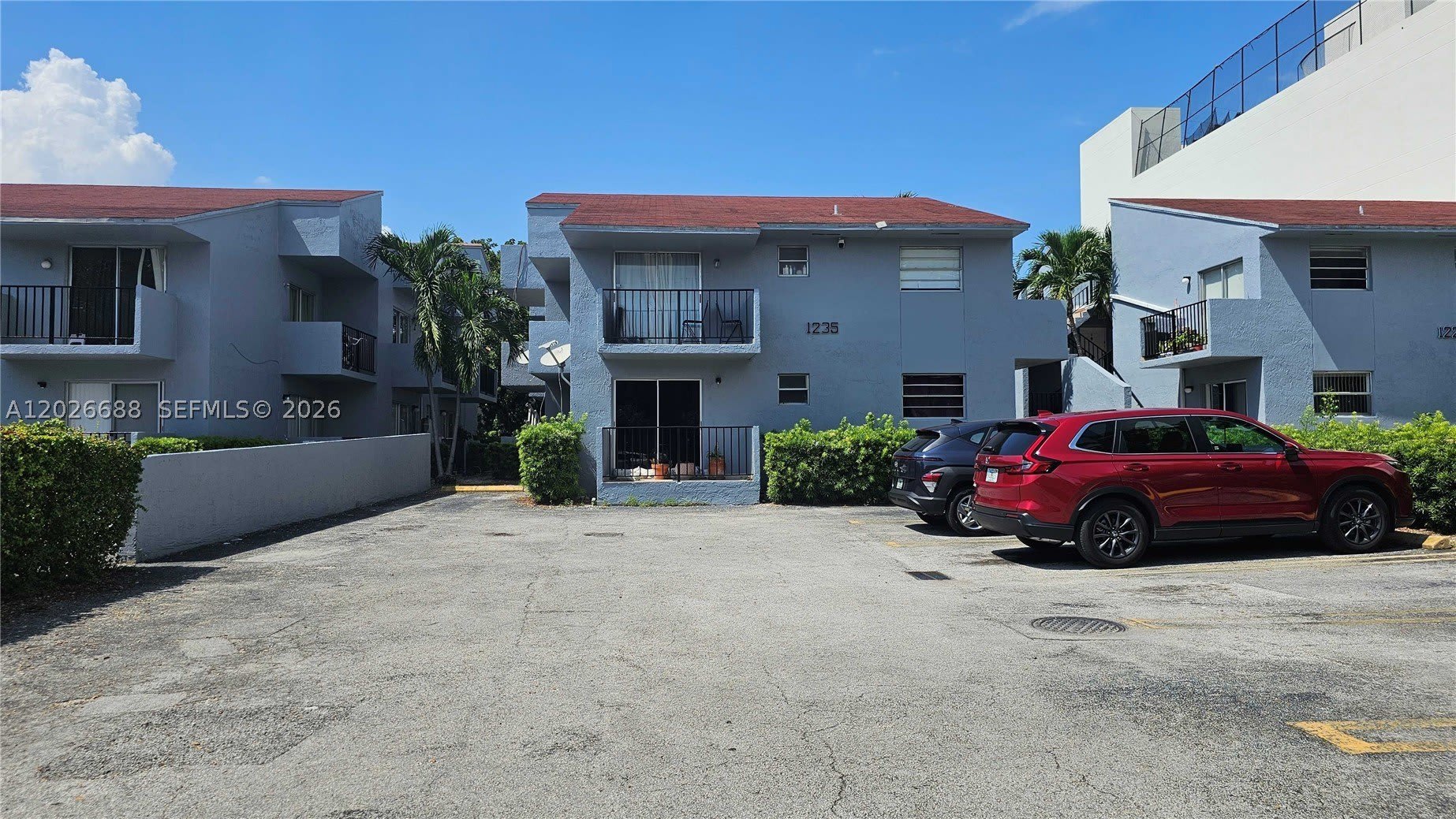 1235 NW 6th St – photo 1