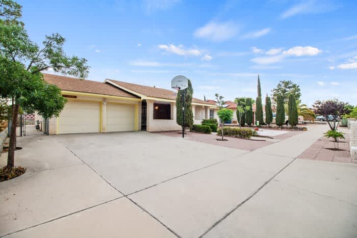 11625 Cedar Crest Drive – photo 4