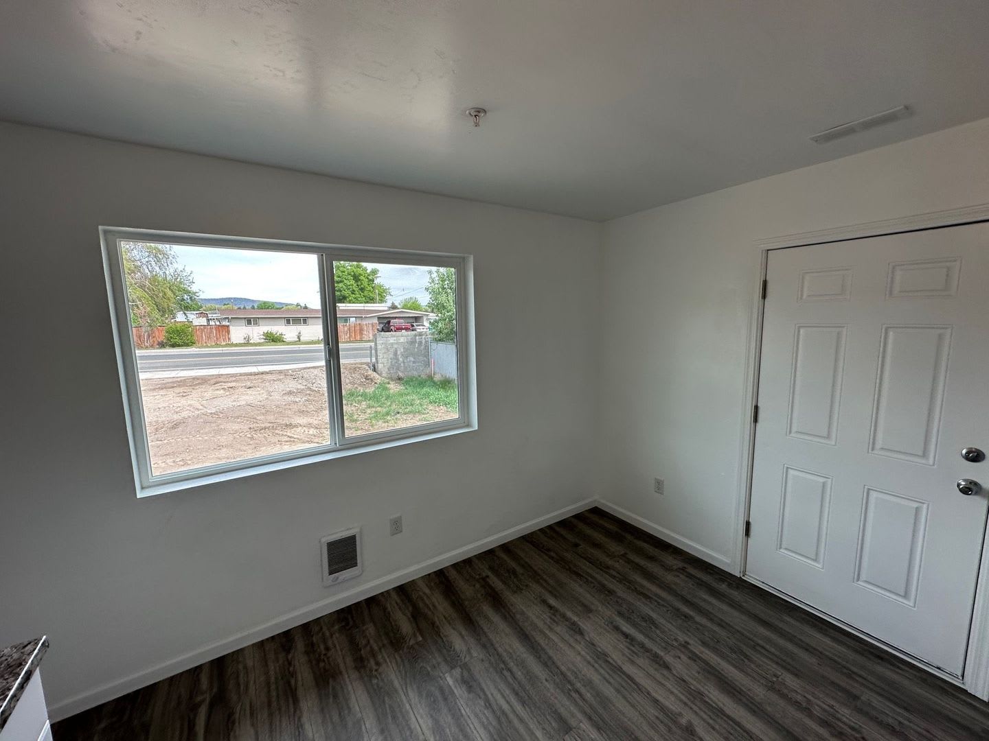 3918 Homedale – photo 5