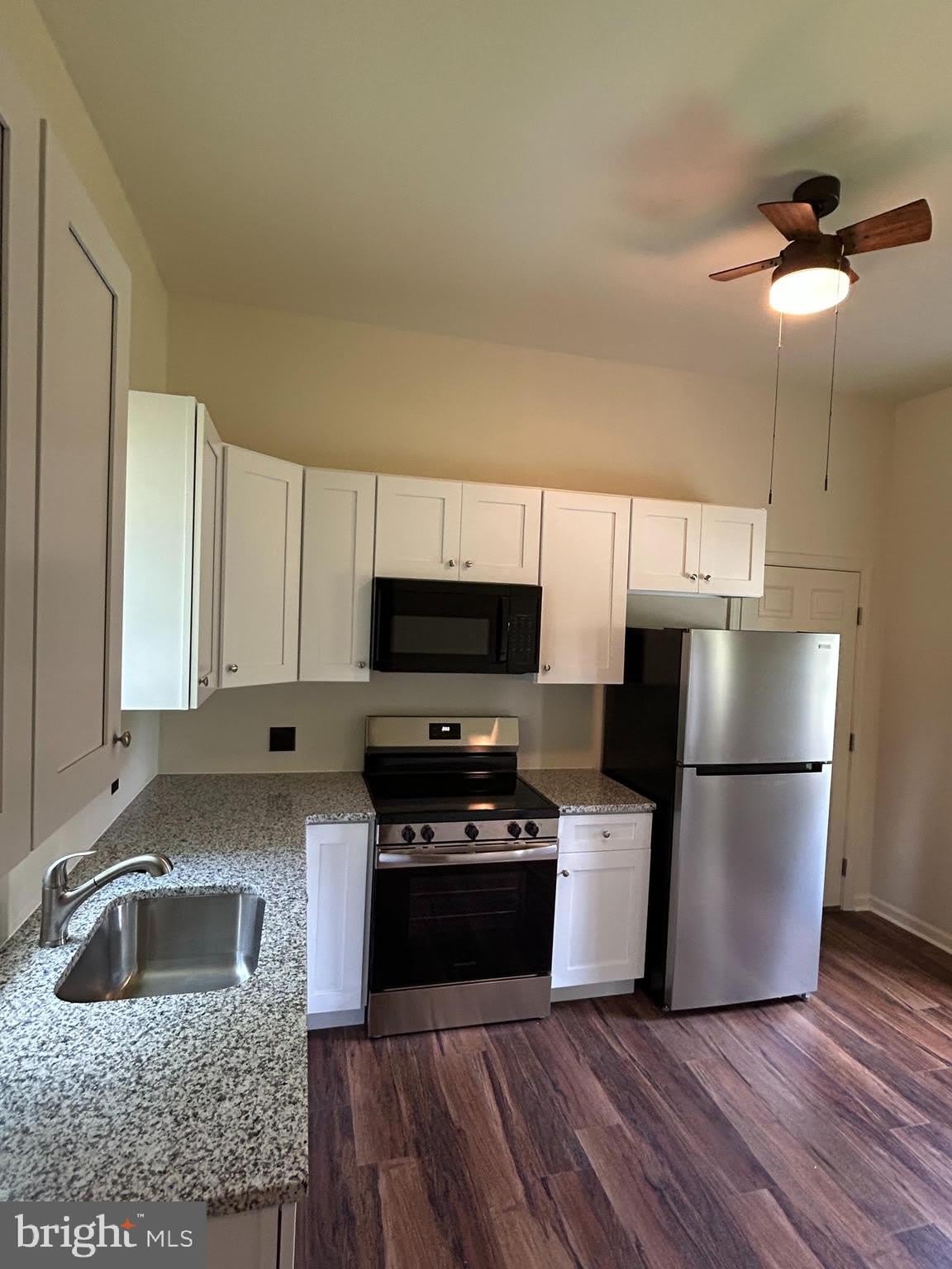 126 WASHINGTON Avenue – photo 3