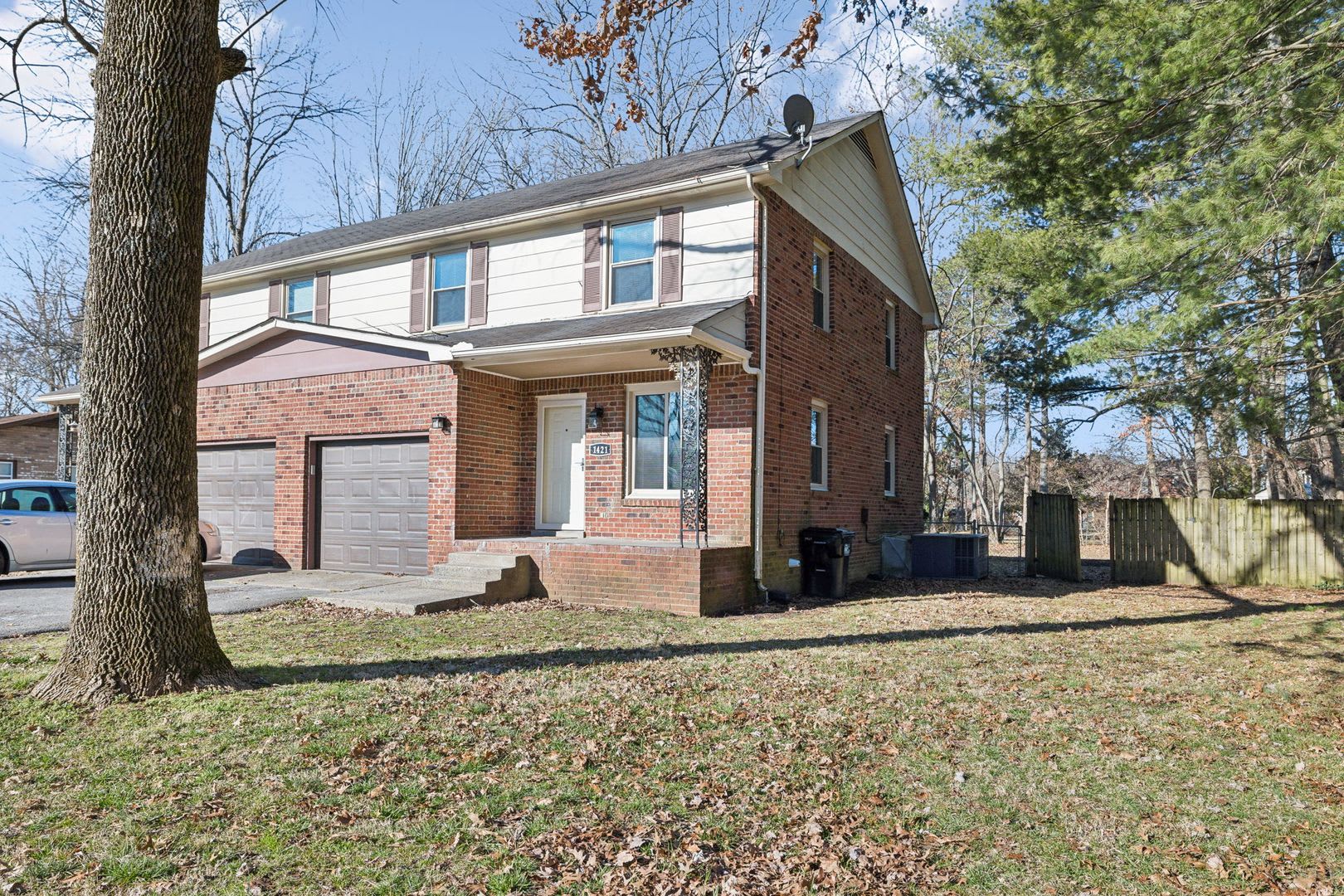 1421 Huntington – photo 2