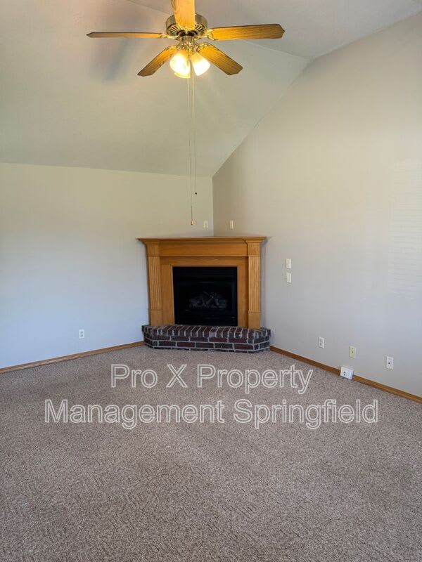 3807 W Montclair – photo 4