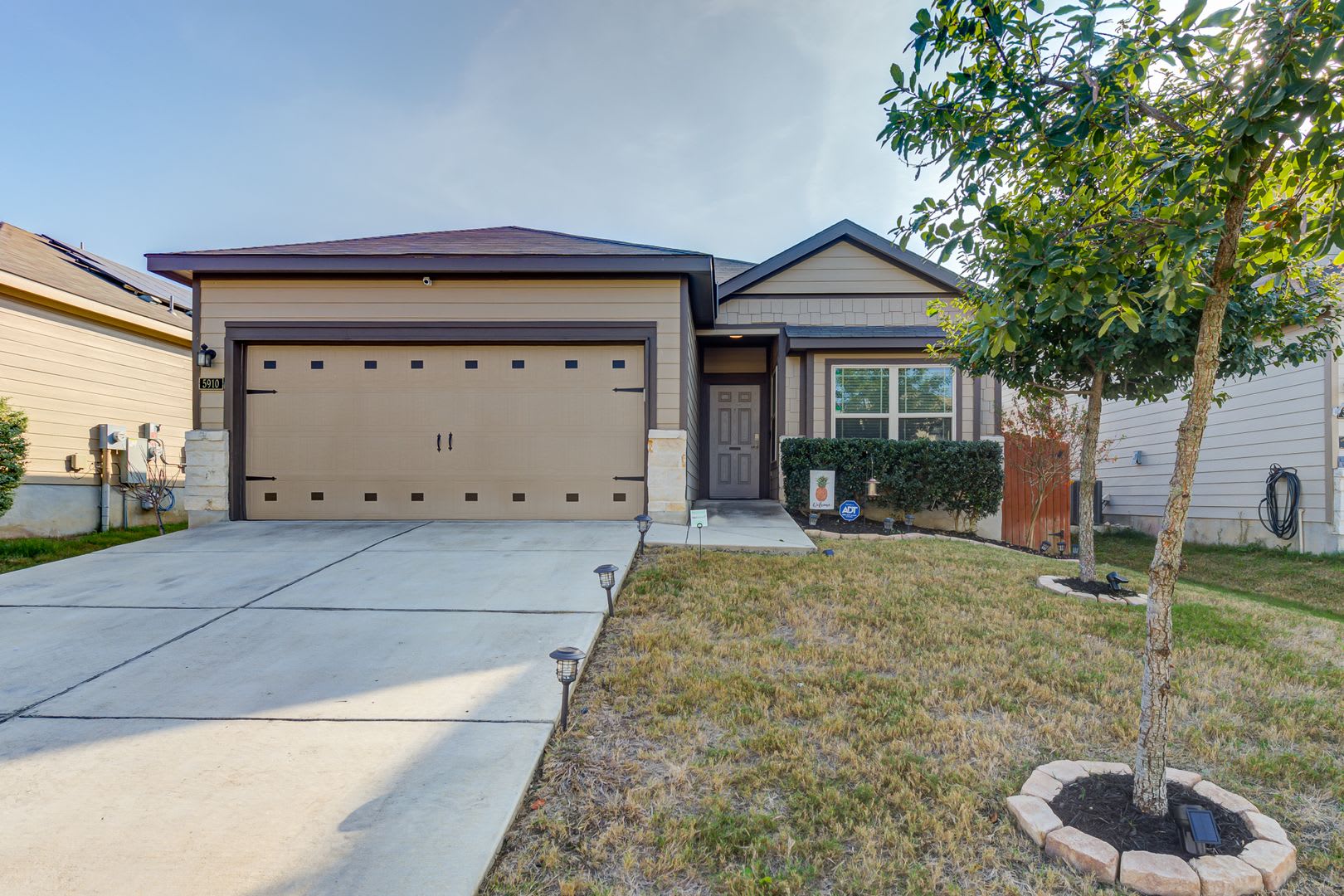 New one story rental home in NE San Antonio available for asap move in. – photo 1