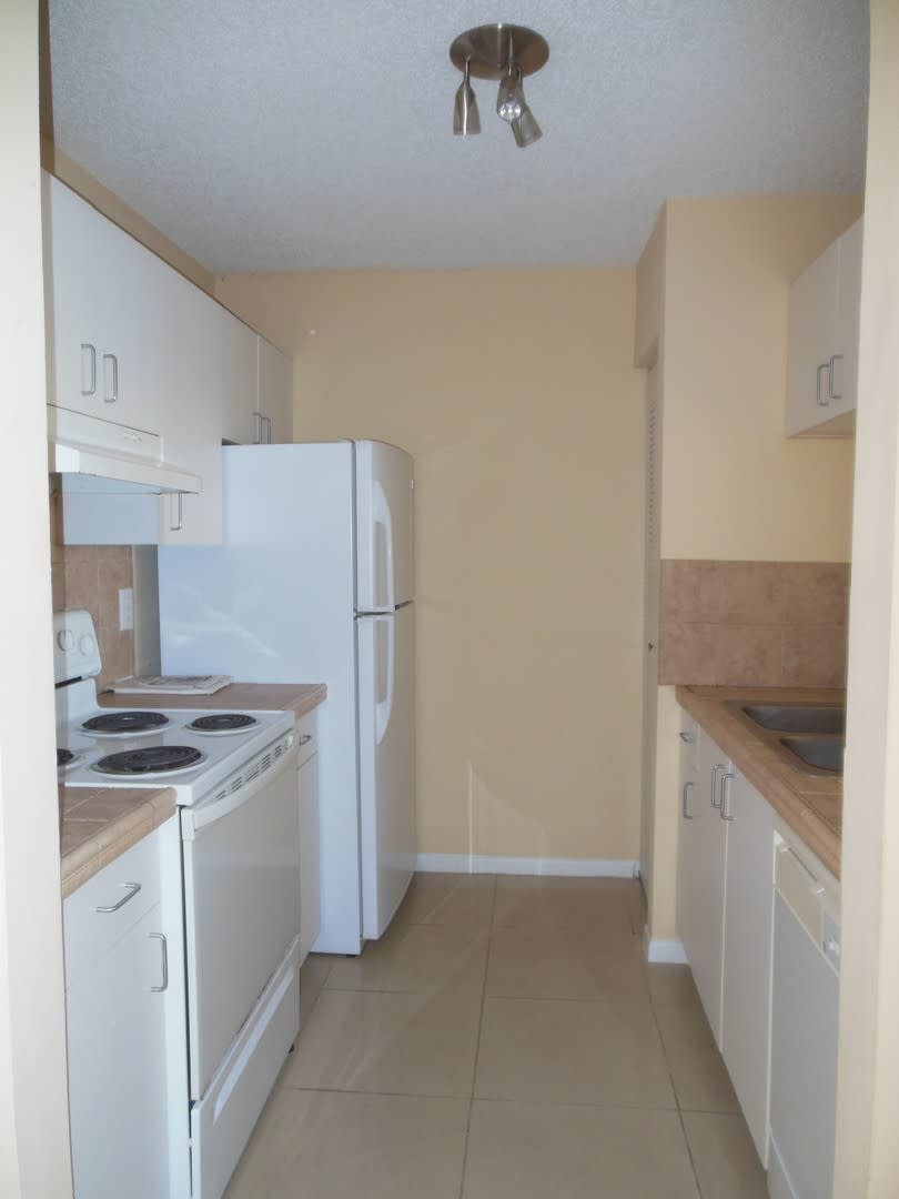 One Bedroom One Bathroom With W D – photo 5