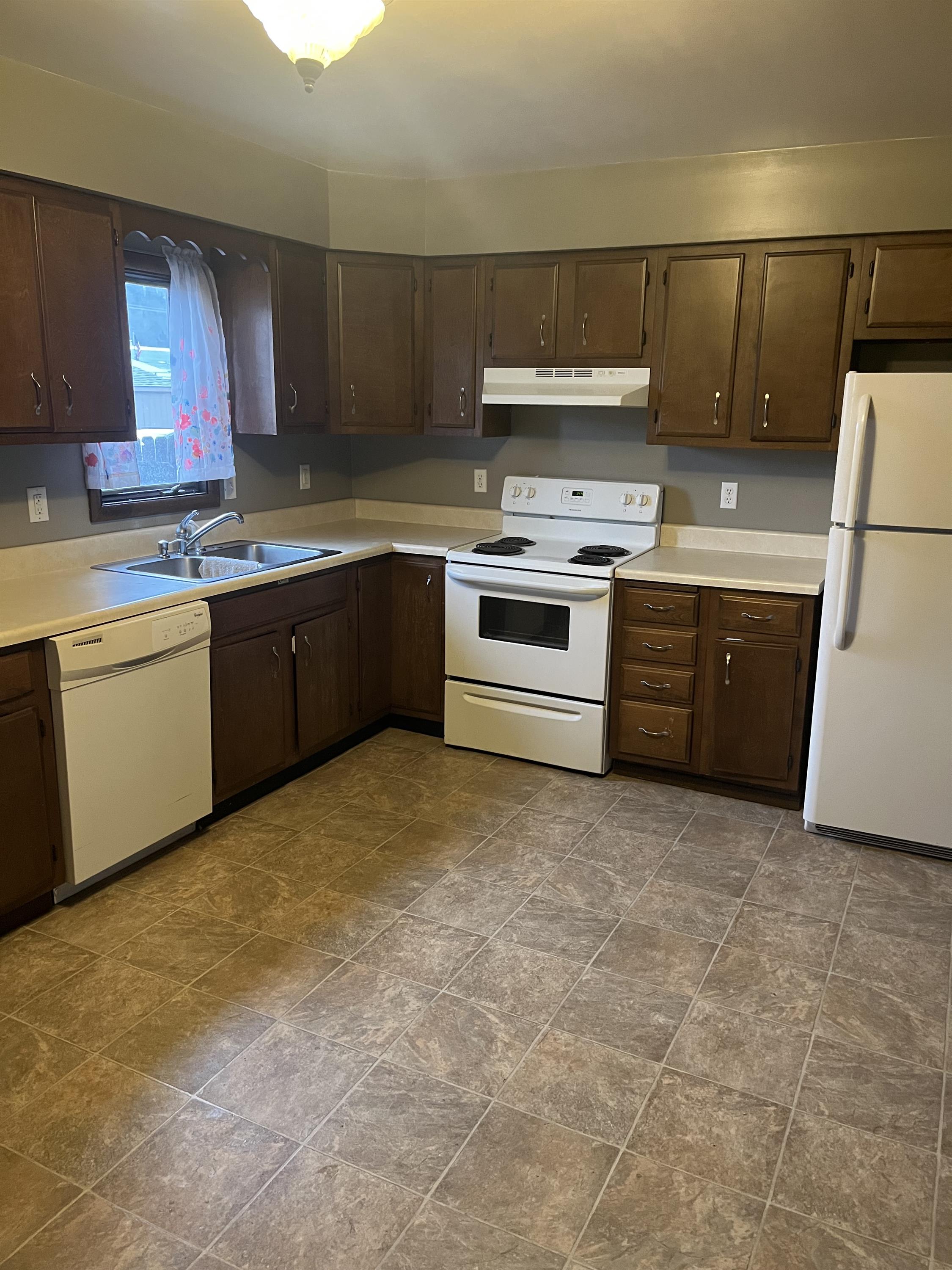 127 N. Grant Street – photo 1