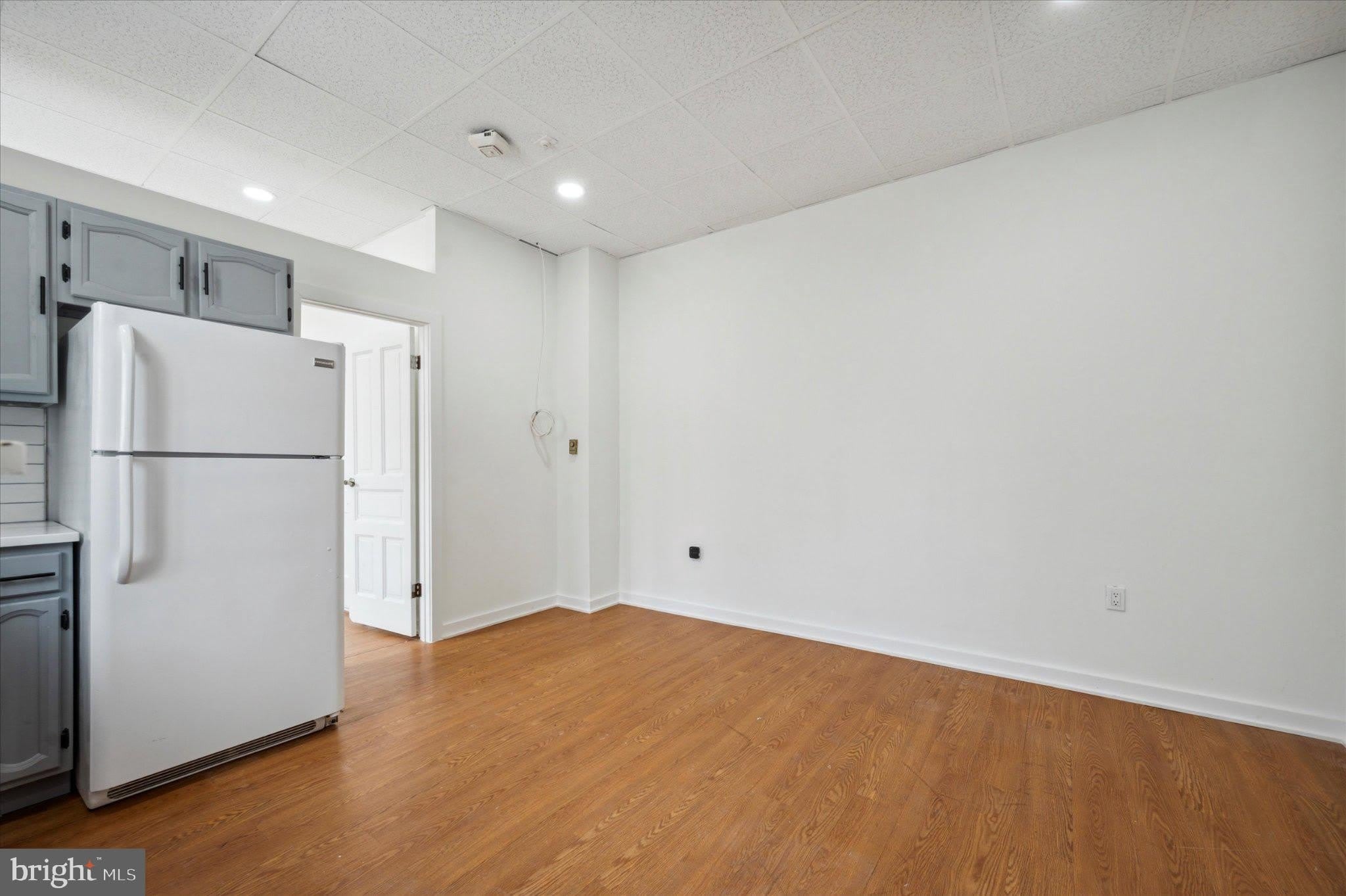 2201 S HICKS Street – photo 3