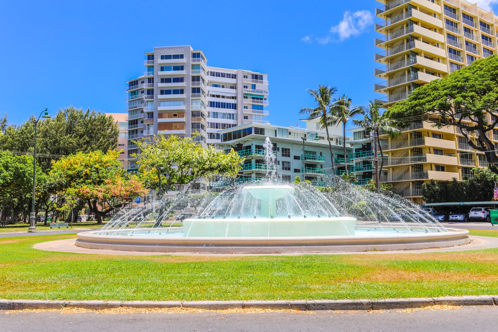 Unparalleled Island Lifestyle_Furnished 2 bedroom Diamond Hd. Ambassador – photo 2