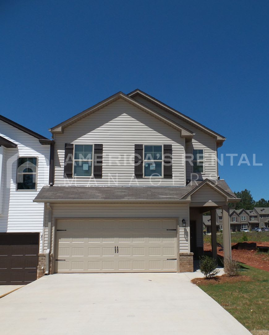 Home for Rent in Calera, AL... View with 48 Hours Notice! – photo 1