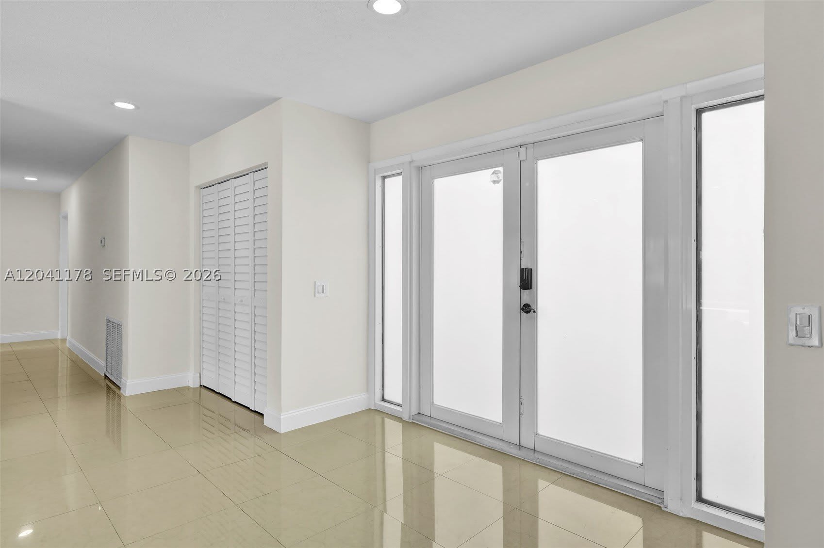 16453 NE 33rd Ave – photo 5