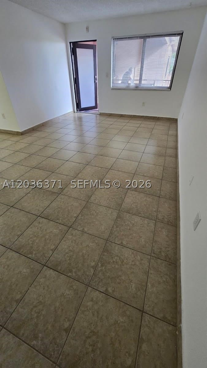 690 NE 123rd St – photo 2