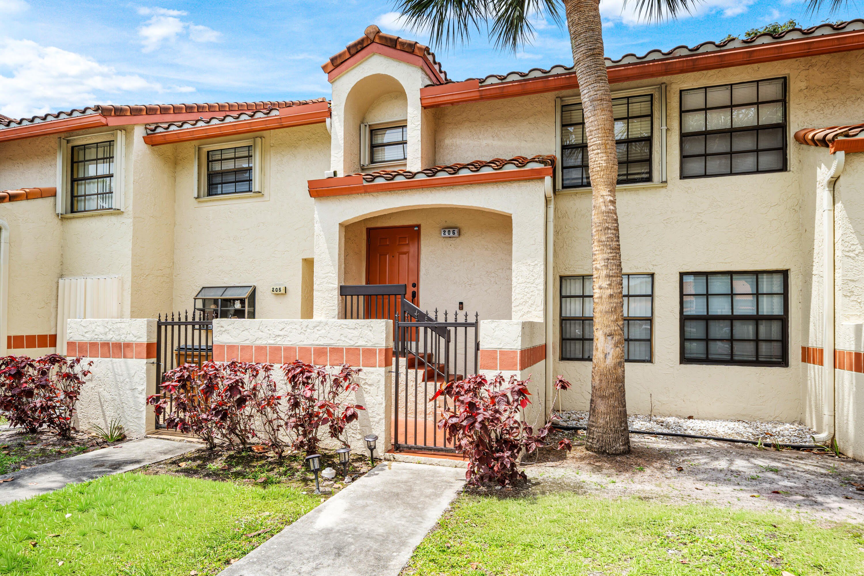 206 Congressional Way – photo 4