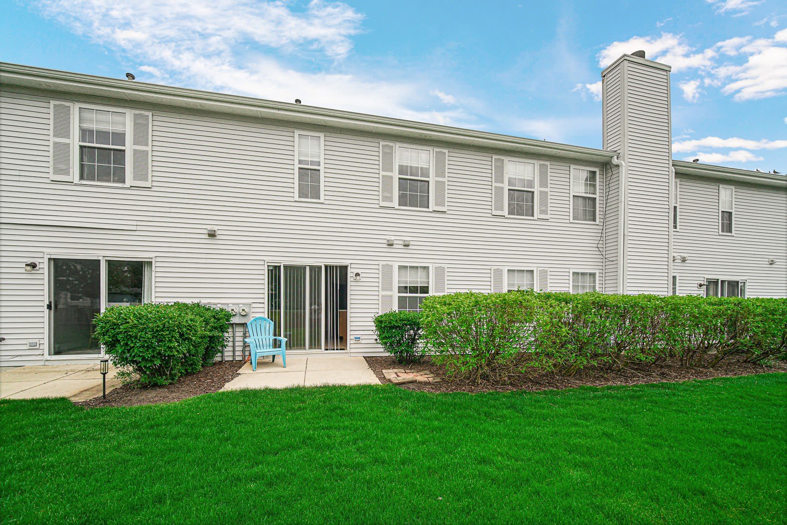 2588 Dickens Court – photo 3