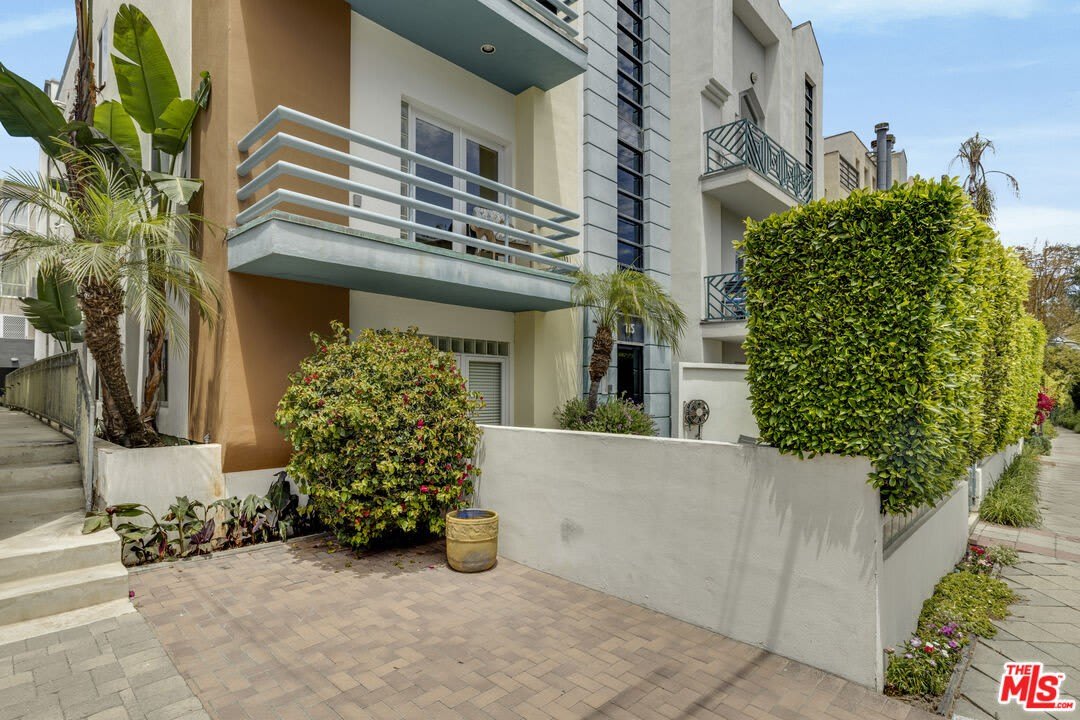 115 Galleon St – photo 3