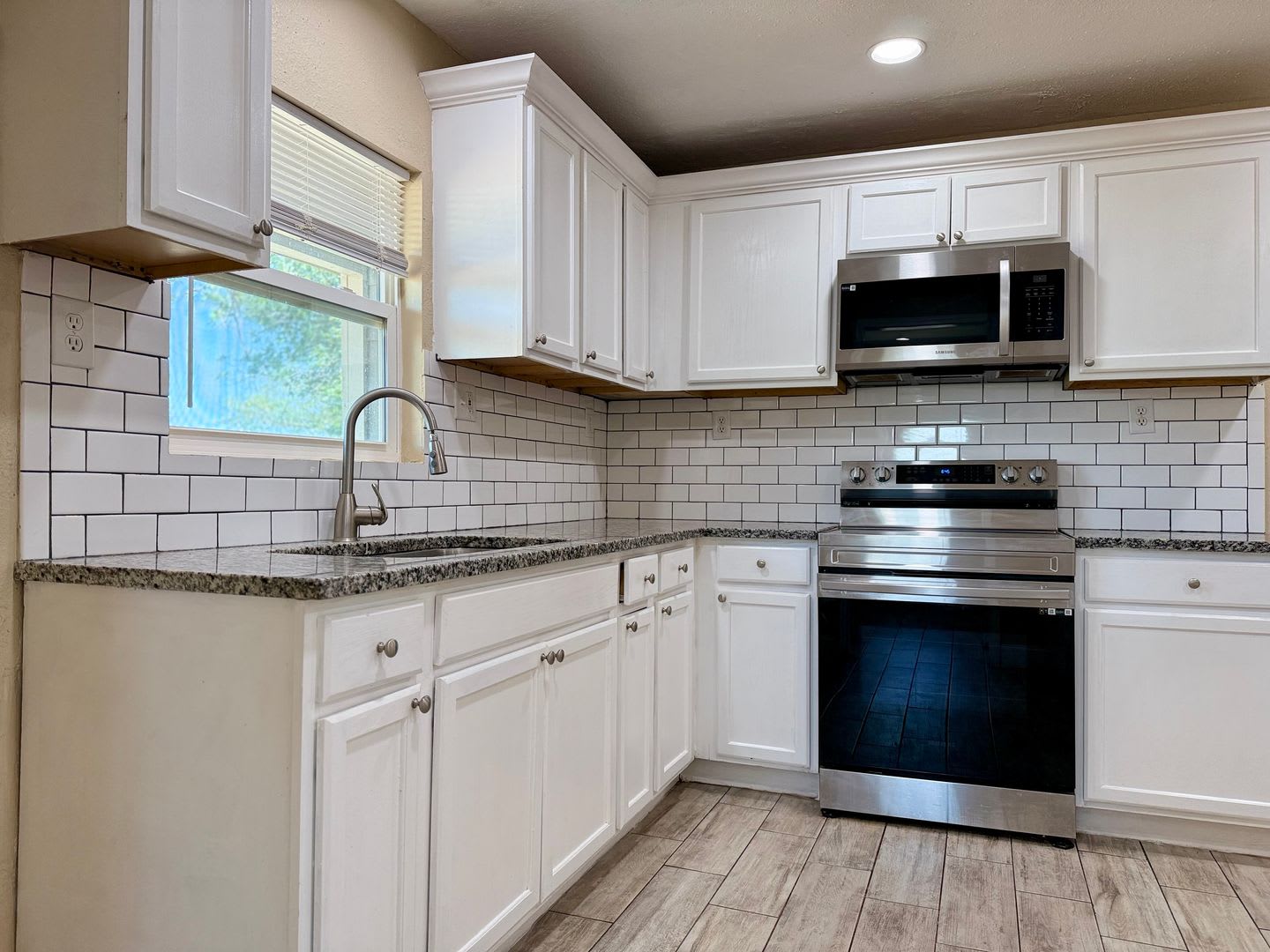 House For Rent – photo 4