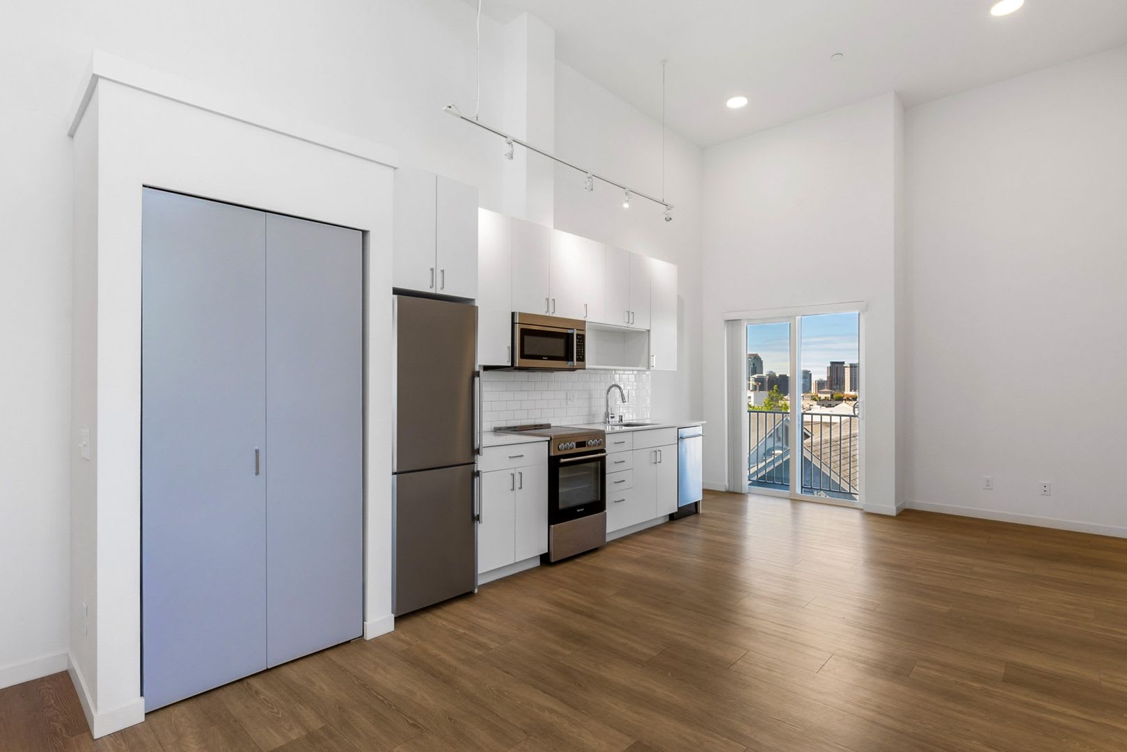 Maude Lofts – photo 4