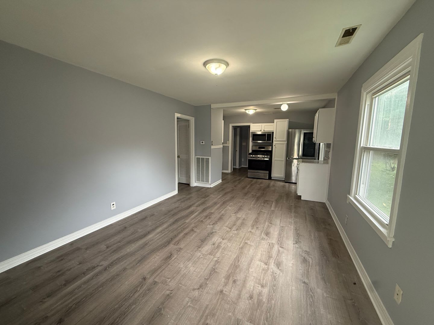 Section 8 Approved 4 Bed 2 bath House – photo 2