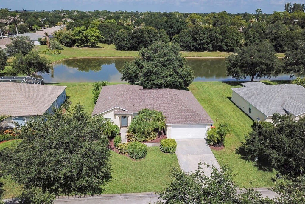 155 36th Court SW – photo 1