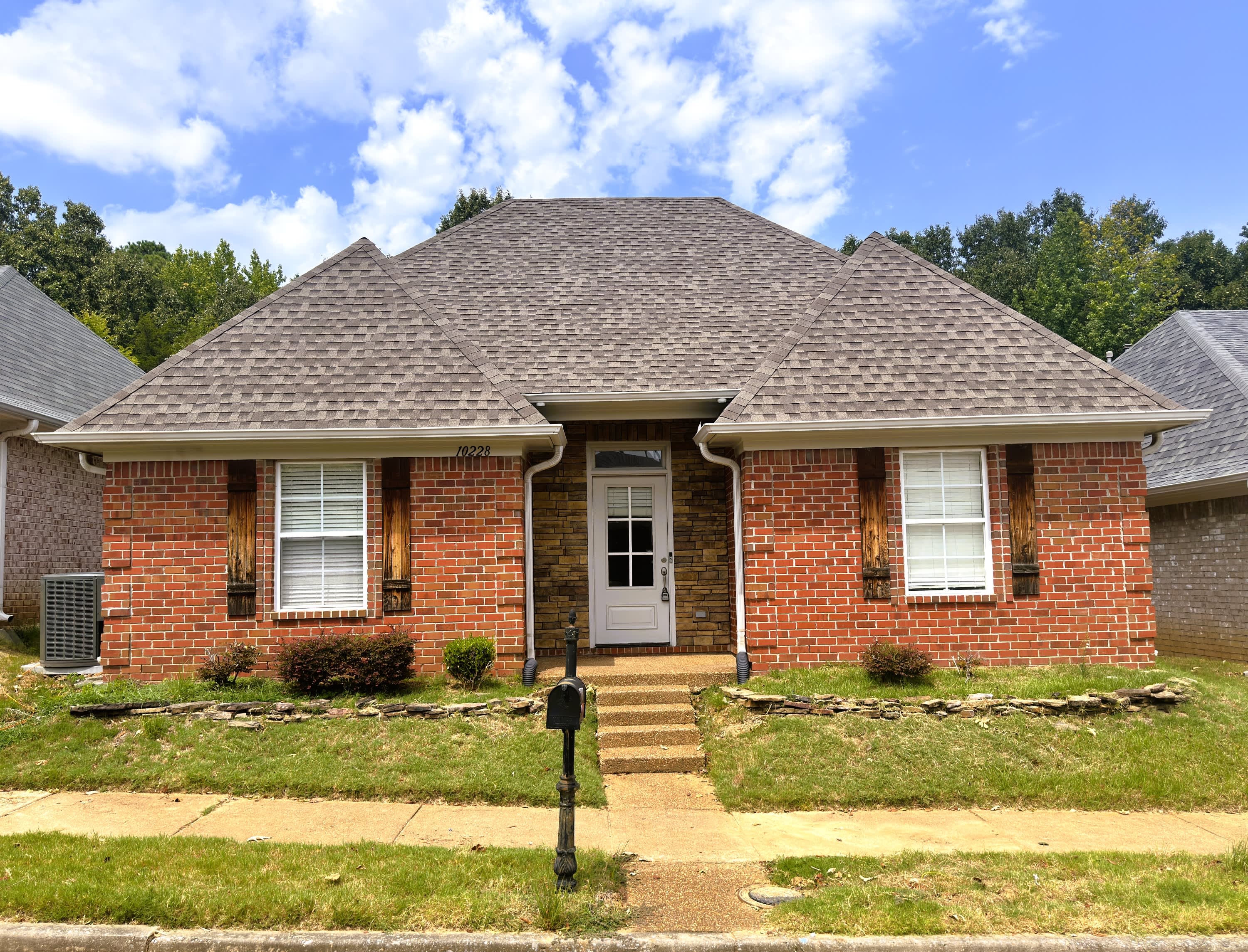 10228 Morning Hill Drive – photo 1