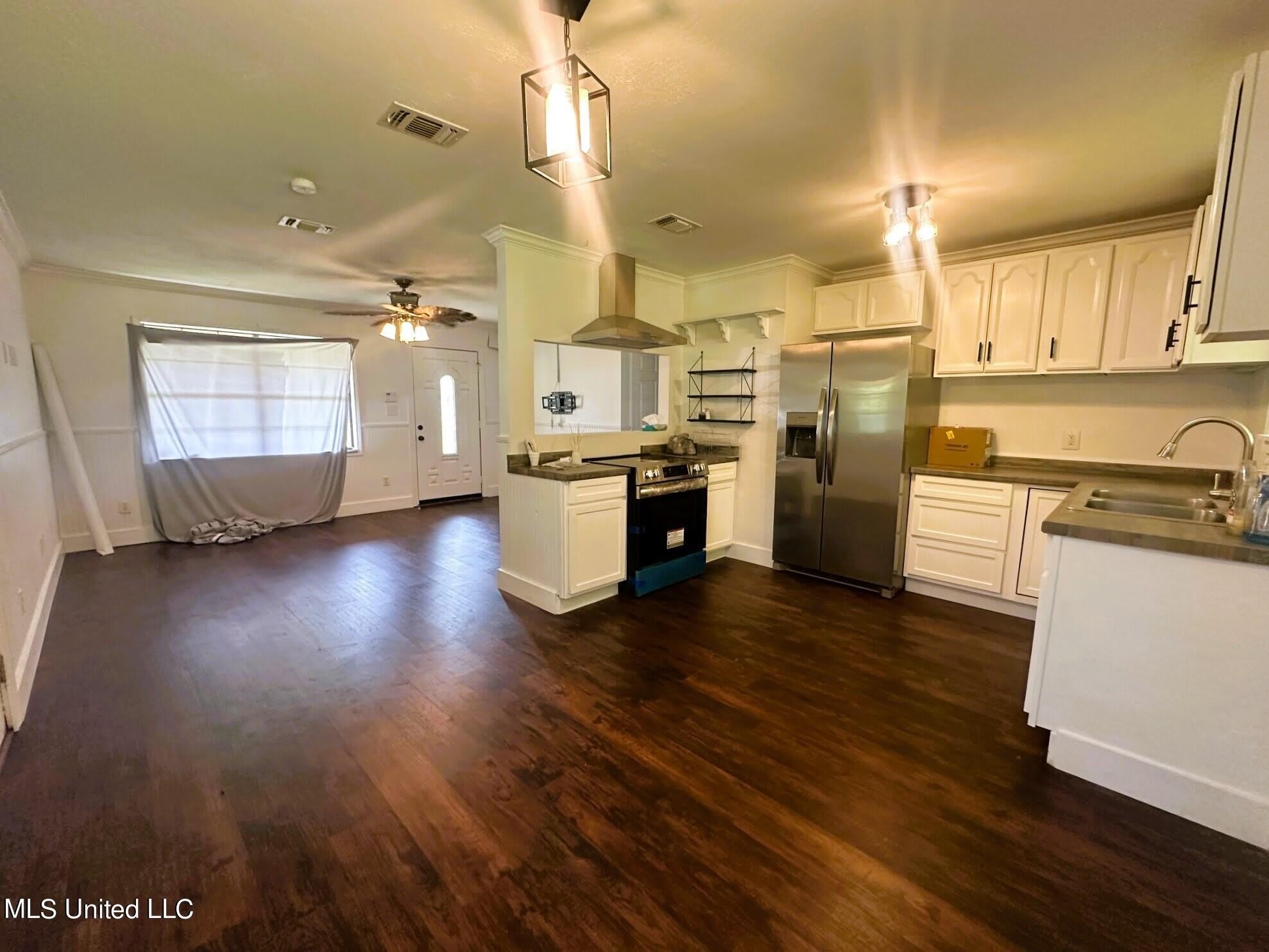 258 Conrad Lane – photo 4
