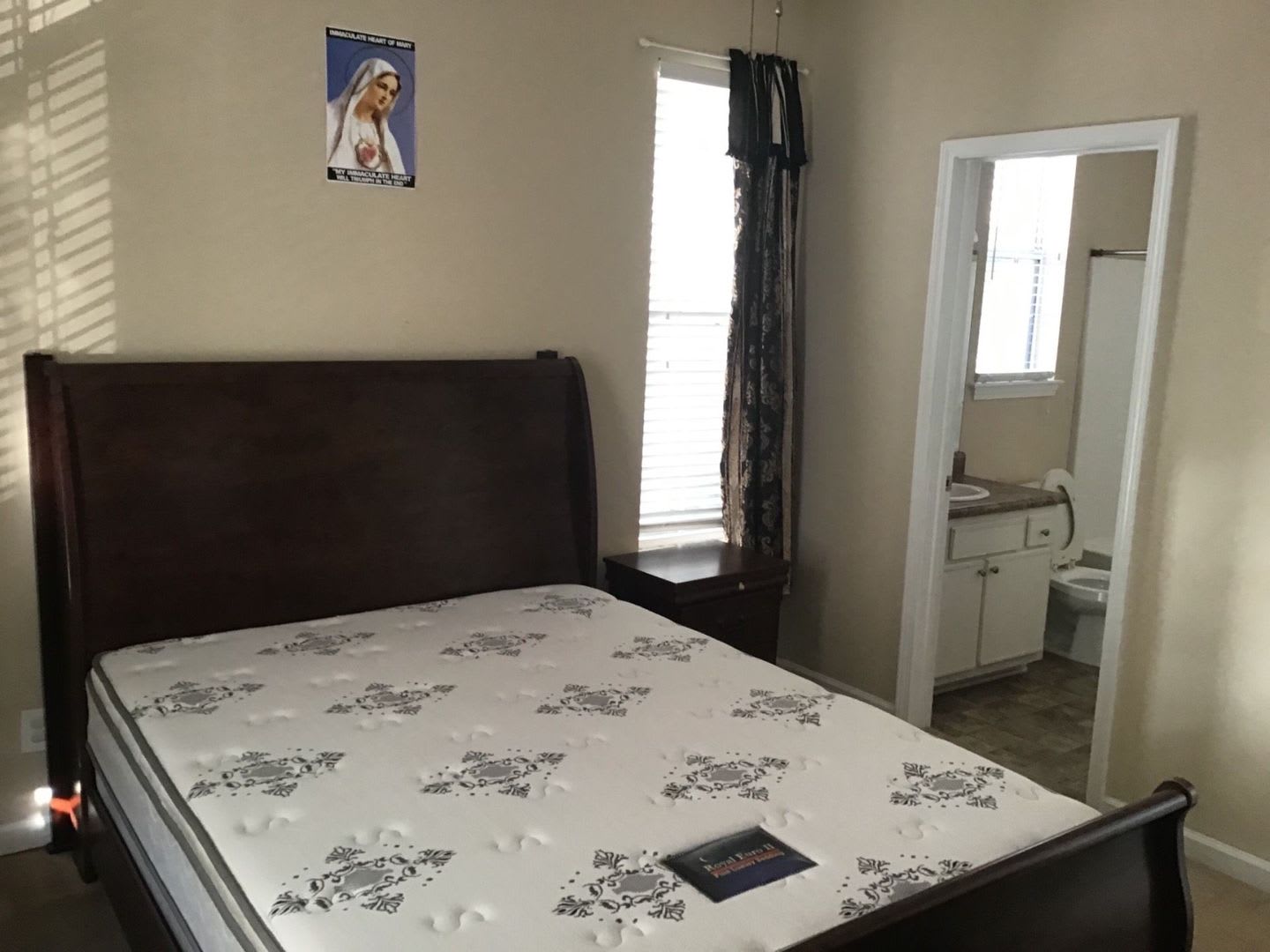 2nd Floor Furnished Condo in River Oaks *Half off Second Month* – photo 4