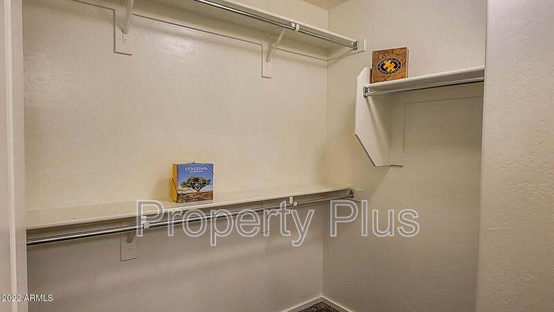 2362 E Huntington Dr – photo 3