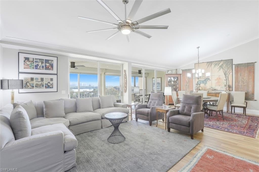 360 Horse Creek Dr – photo 4