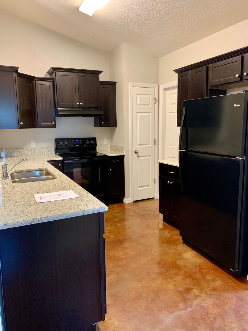 MOVE IN SPECIAL- 2/2 Duplex in St. Cloud Close to Lakefront – photo 3