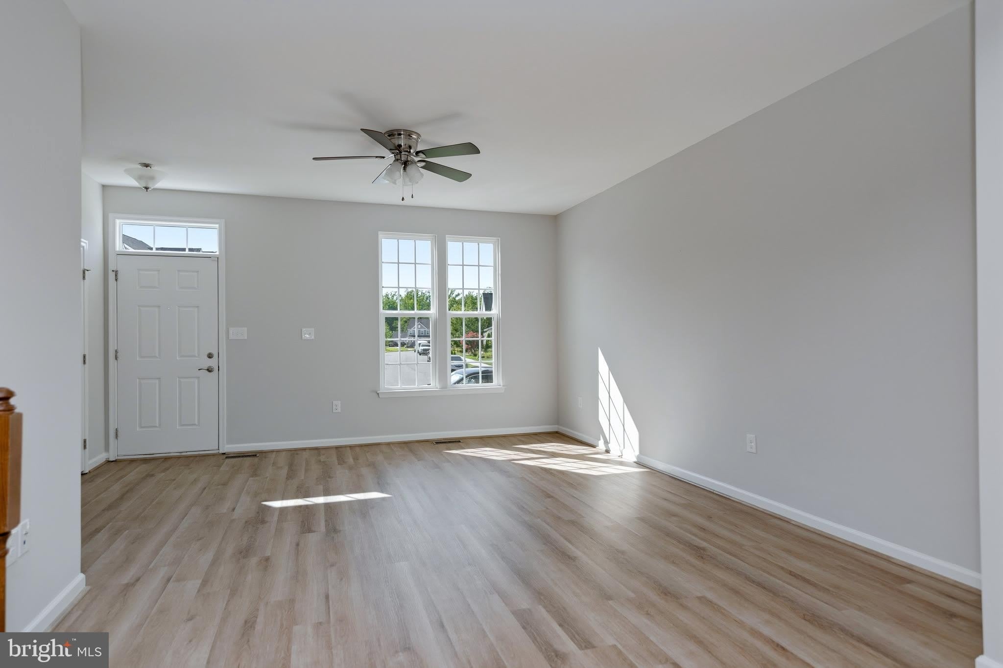 8647 Rosecrans Lane – photo 5