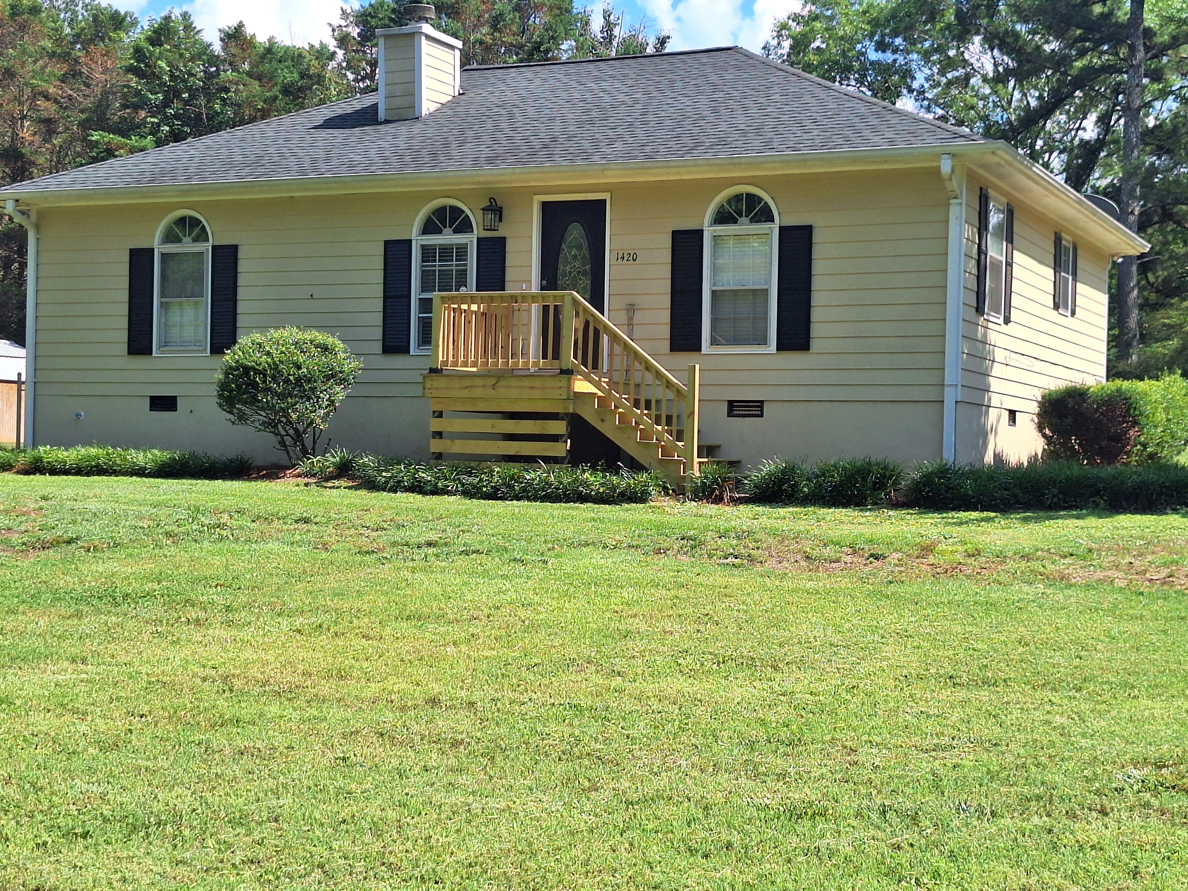 1420 Norton Rd – photo 2