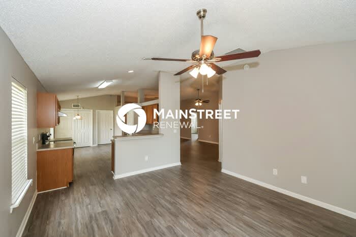 11731 Deep Springs Drive North – photo 5