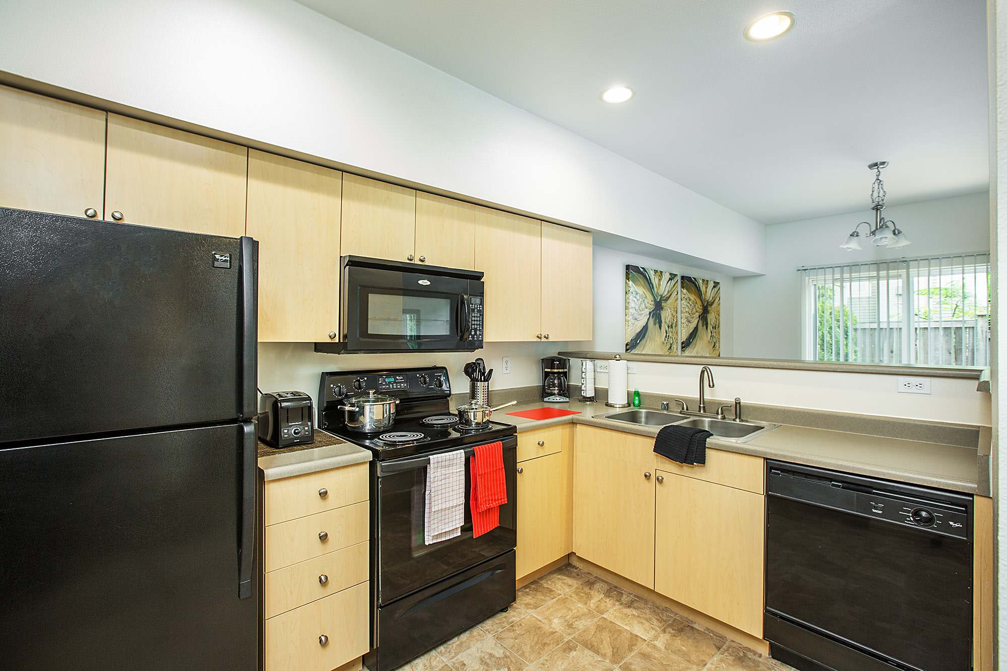Borgata Apartments and Townhomes – photo 3