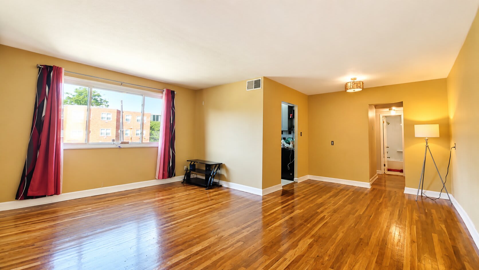 3839 Hamilton St – photo 3