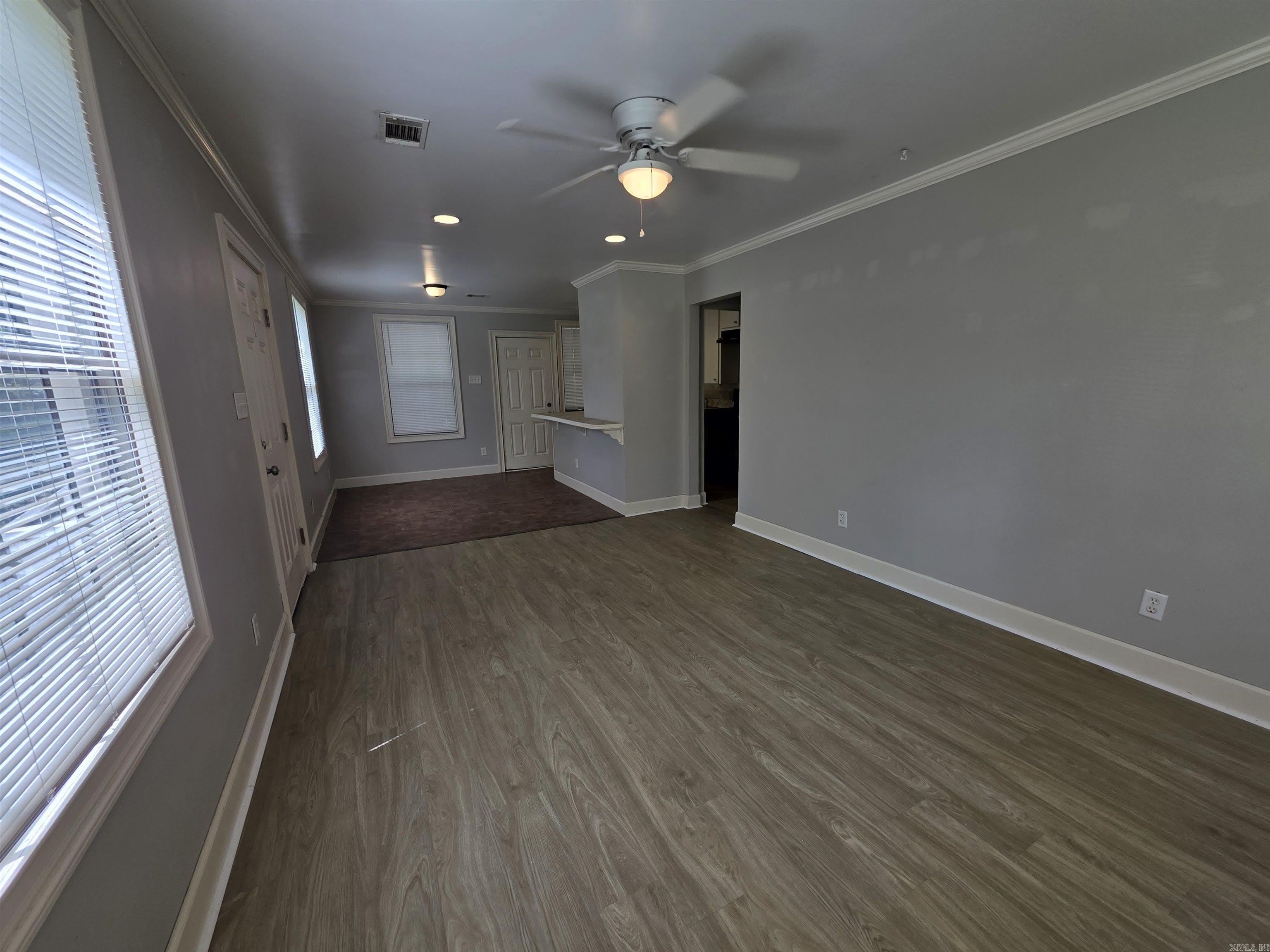 1605 S Pierce Street – photo 2