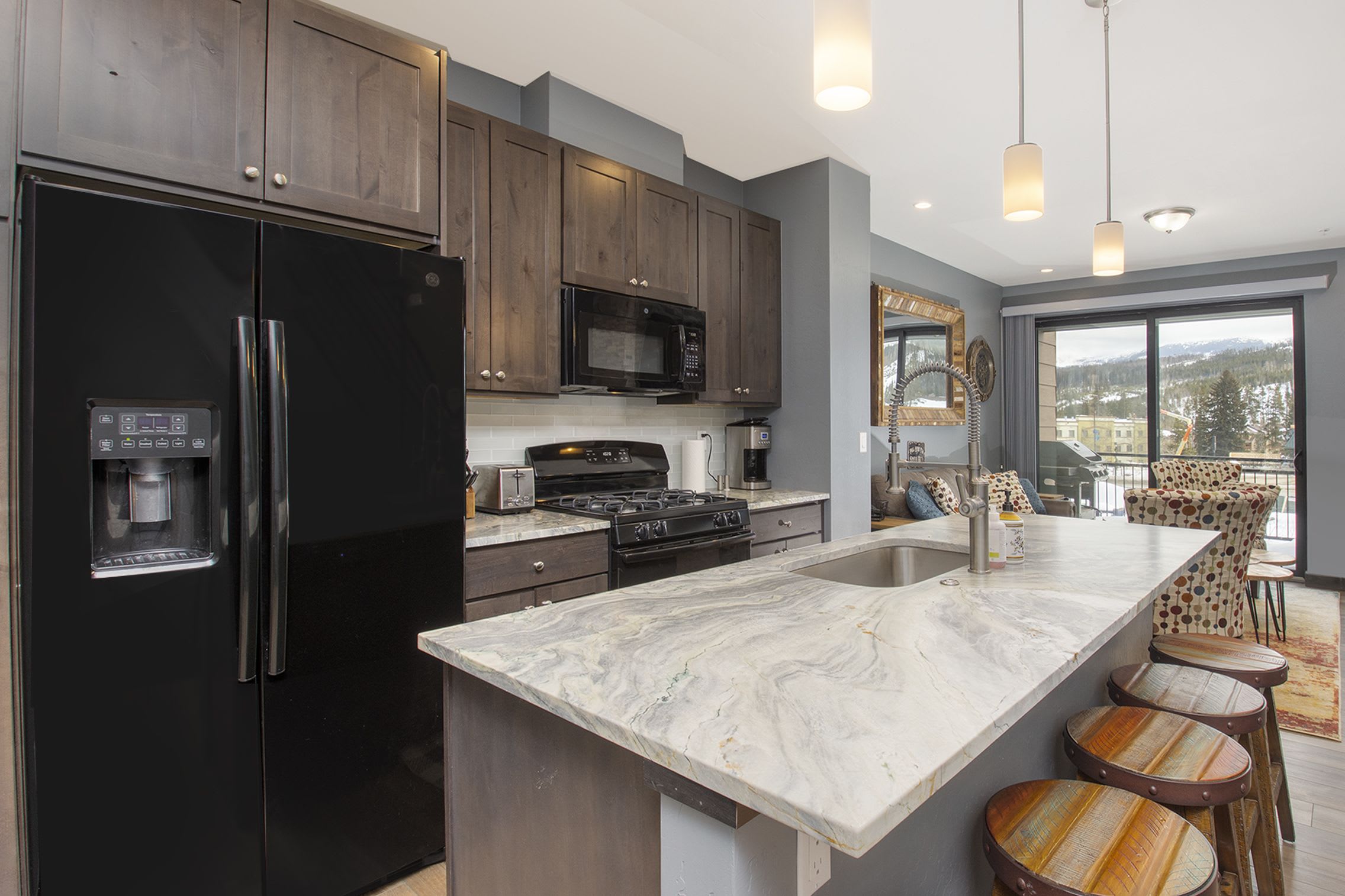 276 Lions Gate Drive – photo 3