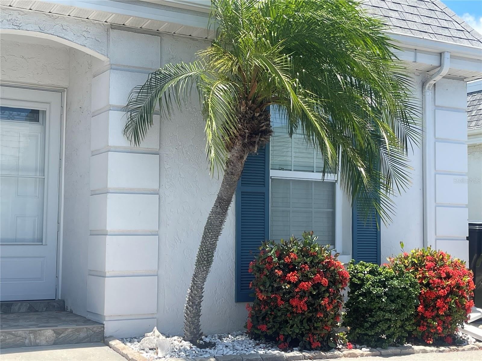 9819 HERNANDO Court – photo 2
