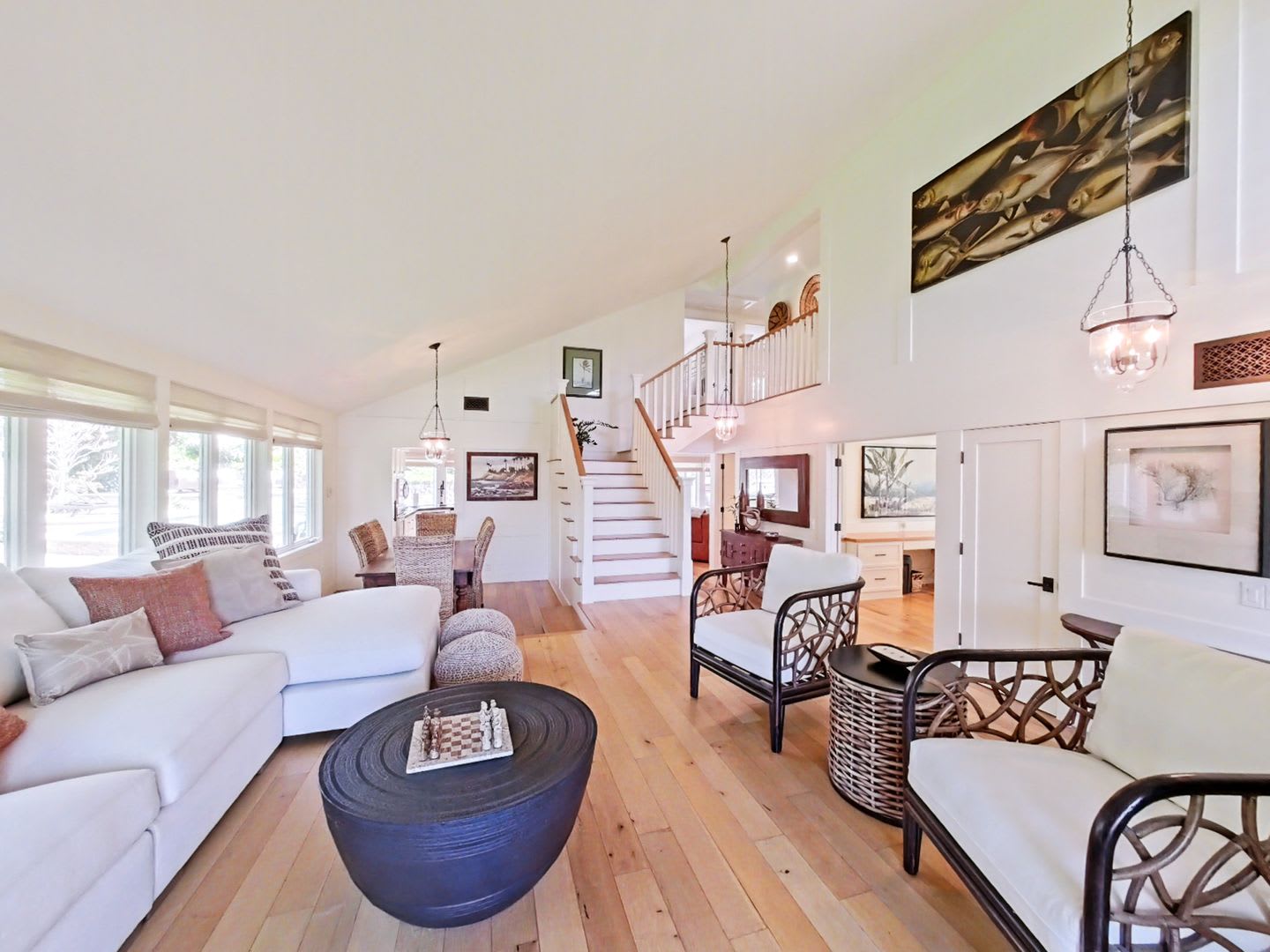 Long / Short term FURNISHED rental – photo 5