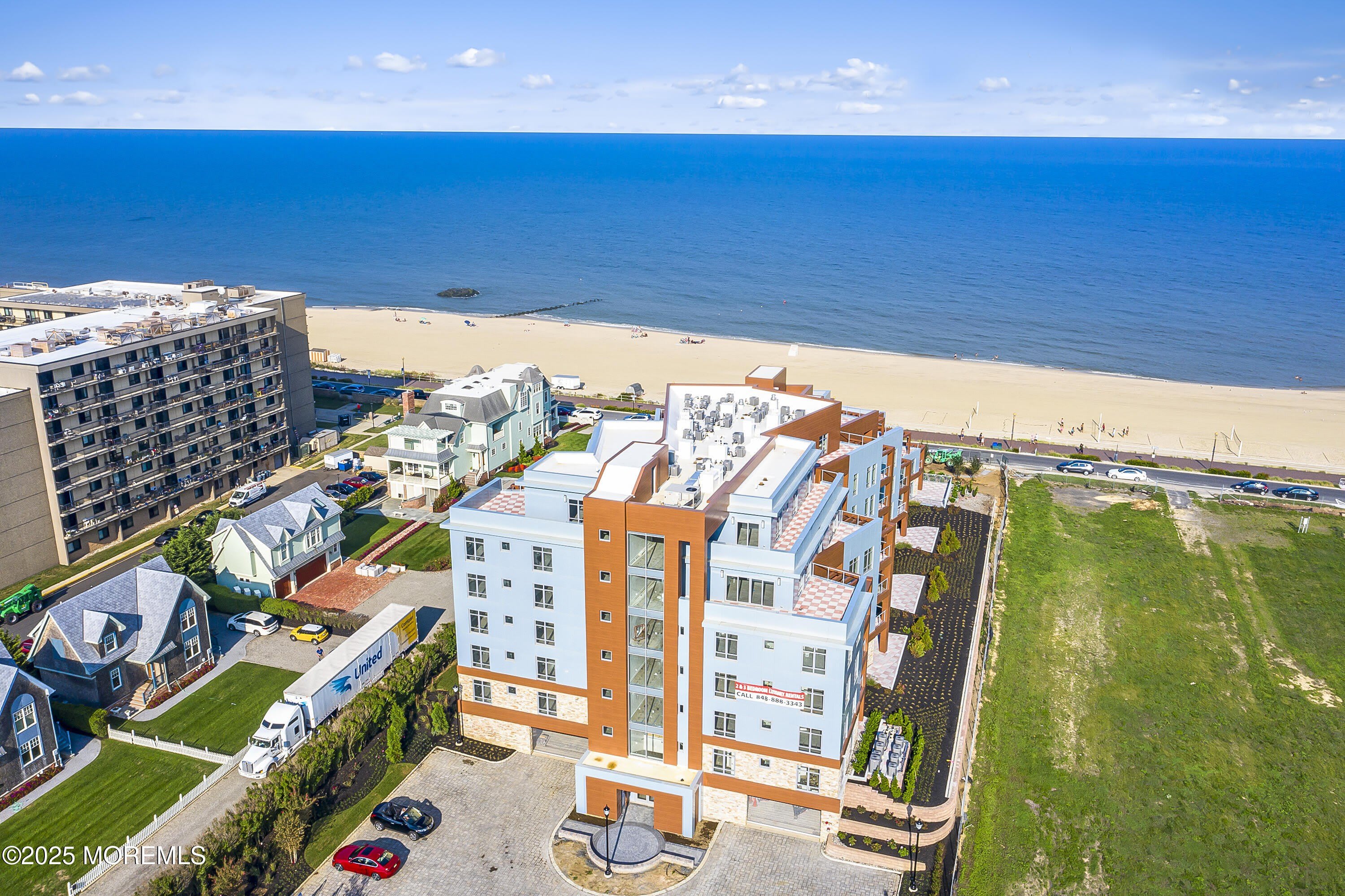 345 Ocean Boulevard – photo 4