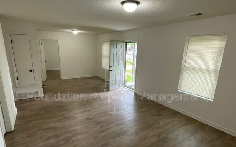 2605 Whitman Avenue – photo 4