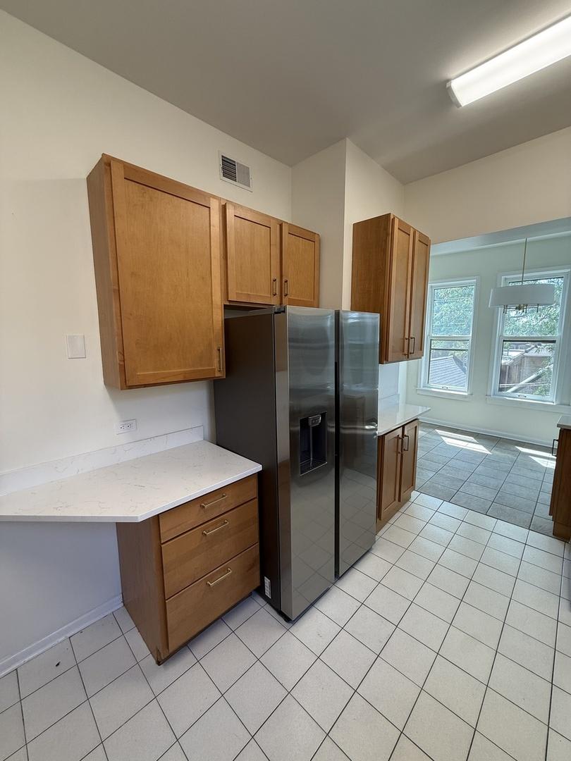 2022 North Seminary Ave. – photo 3