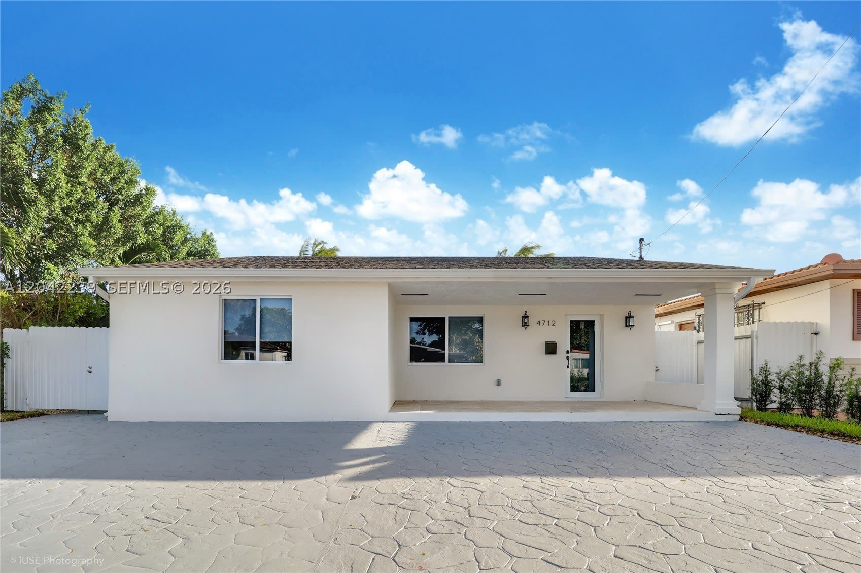 4712 SW 2nd Ter – photo 1