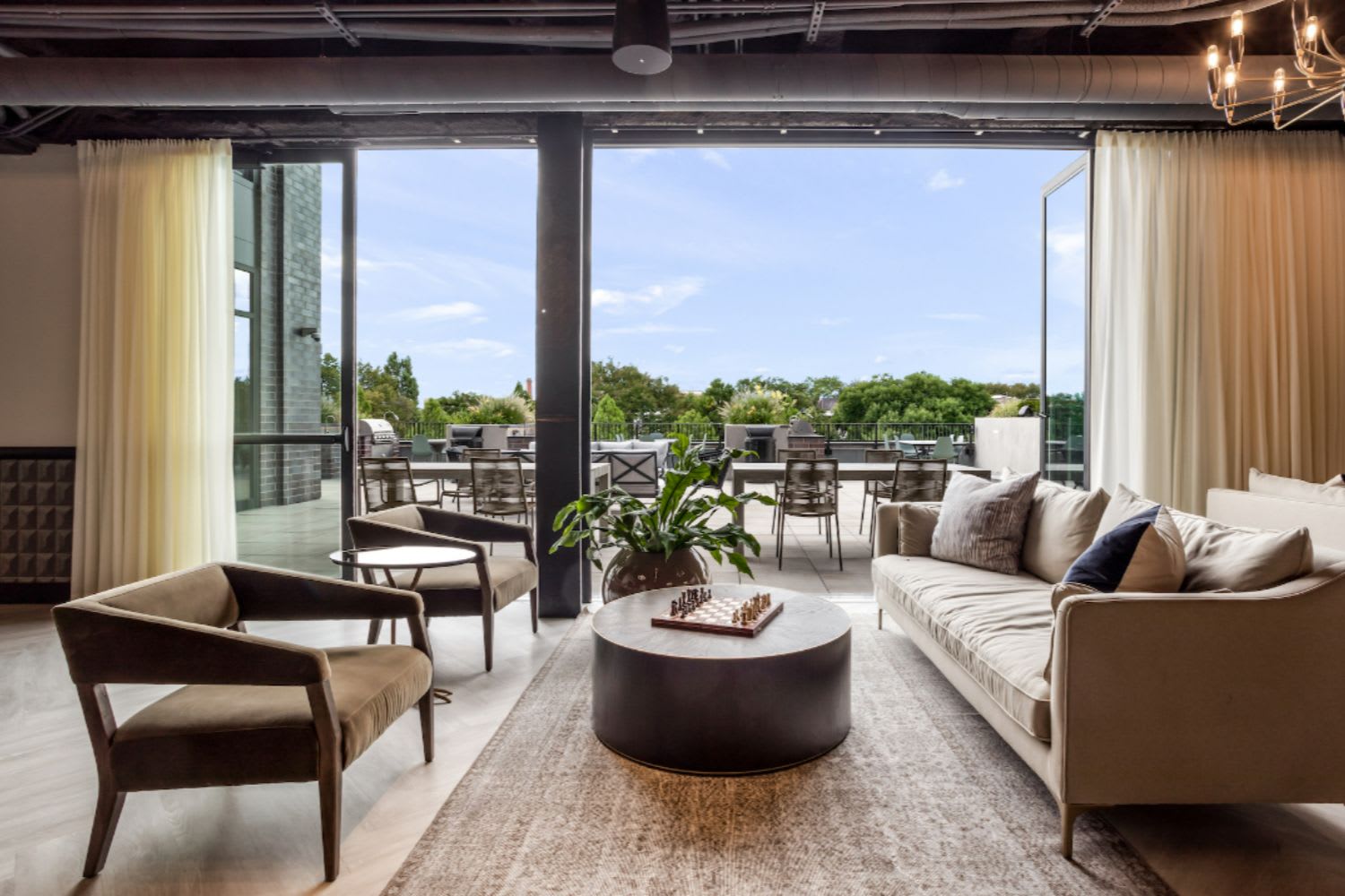 Logan Apartments – photo 3