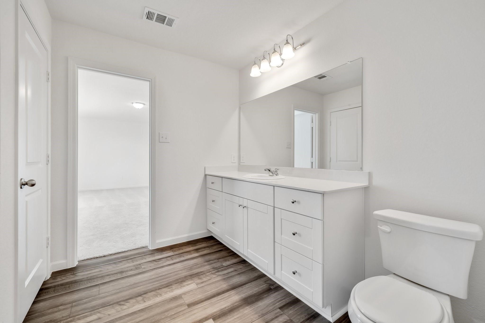 795 Yorkshire Drive – photo 3