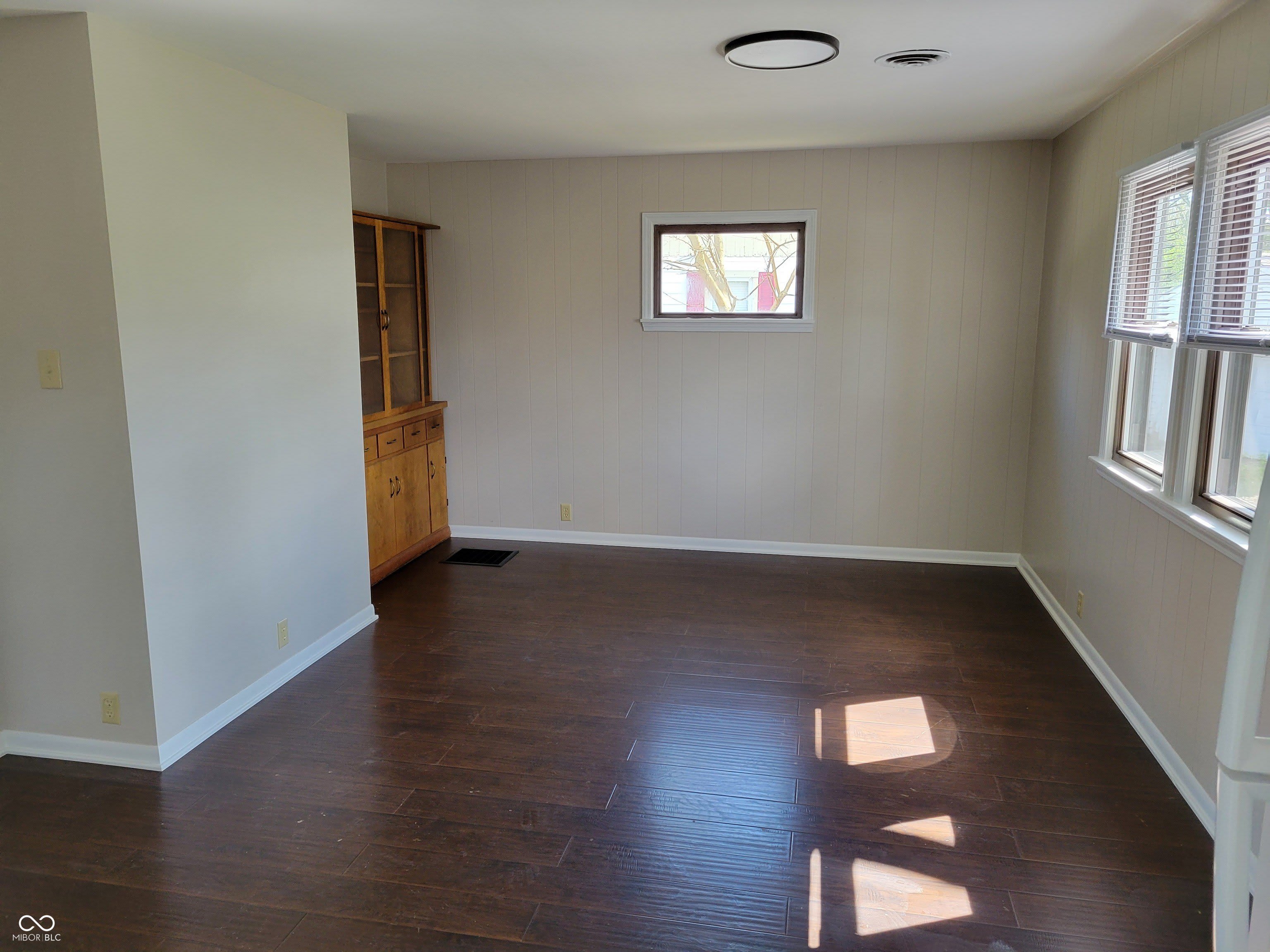 10570 Barmore Avenue – photo 5