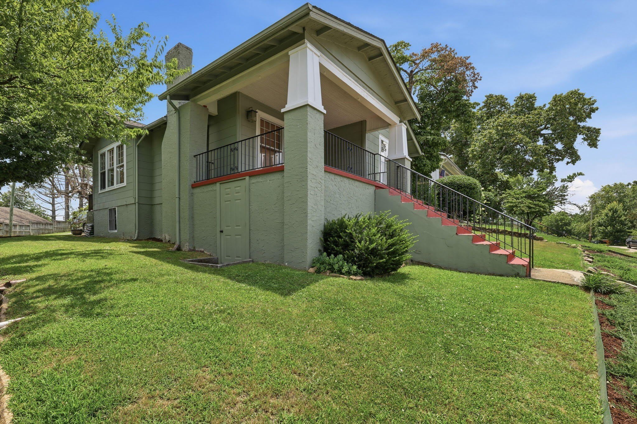 1105 Westwood Avenue – photo 4